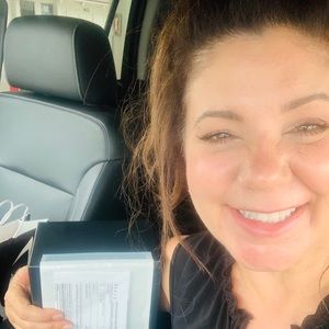 Meet your Posher, Juli